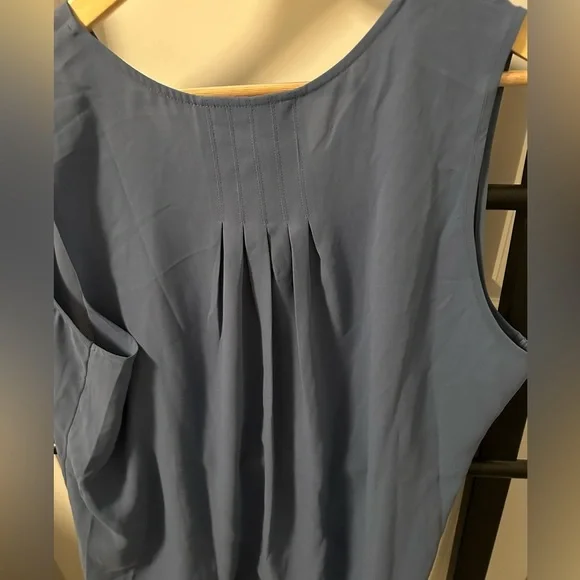 Shale blue flowy tank. - Picture 2 of 3